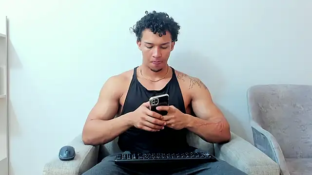 Snapshot of Dominick_star chatting on January 28, 3:25 am Dominick star online show from January 28, 3:25 am