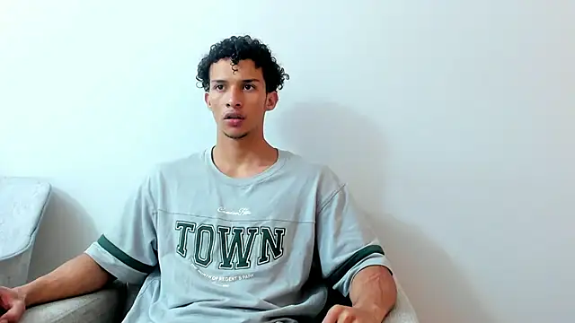 Snapshot of Dominick_star chatting on December 4, 3:26 am Dominick star online show from December 4, 3:26 am
