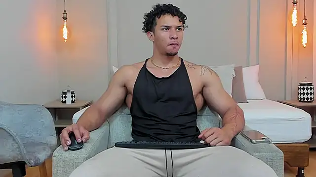Snapshot of Dominick_star chatting on February 11, 4:22 am Dominick star online show from February 11, 4:22 am