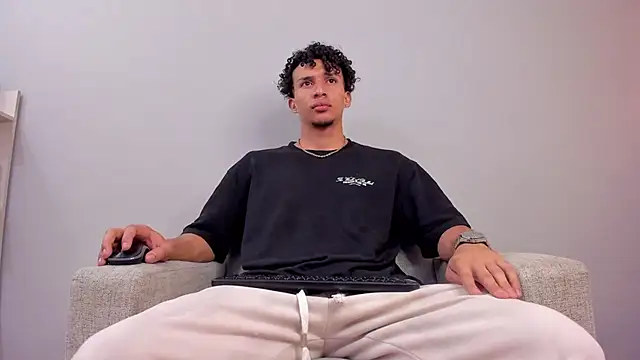 Snapshot of Dominick_star chatting on September 9, 3:50 am Dominick star online show from September 9, 3:50 am
