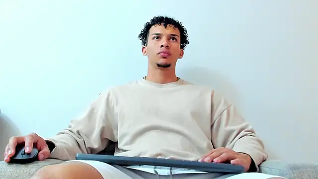 Snapshot of Dominick_star chatting on January 18, 3:57 am Dominick star online show from January 18, 3:57 am