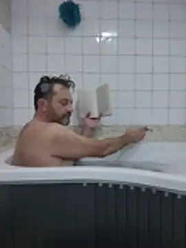 Vernalot 76 online show from October 27, 9:17 pm