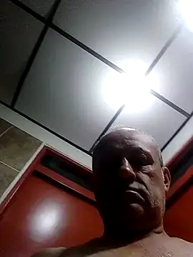 Snapshot of Escorpio66 chatting on January 2, 10:55 pm Escorpio66 online show from January 2, 10:55 pm