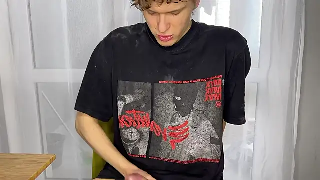 alyx garden online show from March 14, 8:43 am