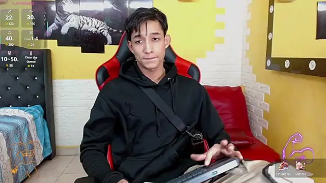 jose sexycumm online show from December 14, 6:48 pm