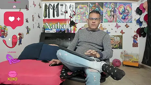 Snapshot of nathan_sanchez chatting on February 14, 2:44 pm nathan sanchez online show from February 14, 2:44 pm