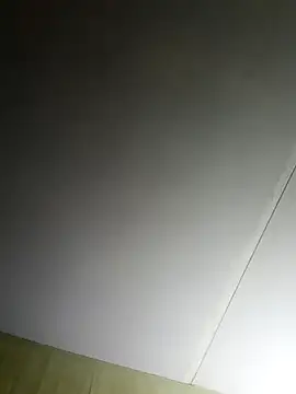 thongmann69 online show from September 28, 1:36 am