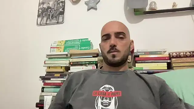 alessandromori91 online show from May 9, 11:17 pm