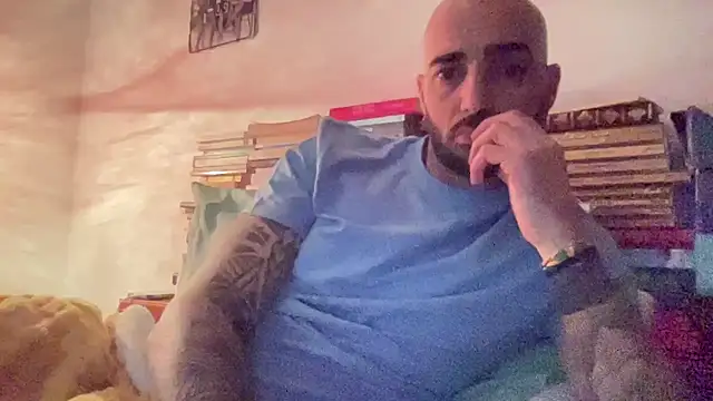 alessandromori91 online show from May 6, 8:20 pm