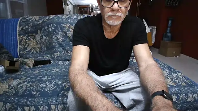 Snapshot of maduroguapo chatting on January 9, 9:47 pm maduroguapo online show from January 9, 9:47 pm