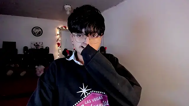 AnggelONfiree online show from February 3, 7:24 am