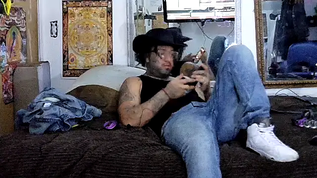 Azazelihornyasf online show from April 27, 11:32 pm
