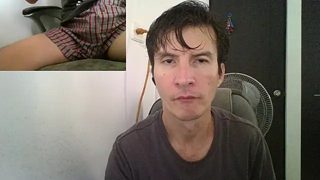 fieryloves online show from December 5, 1:38 pm