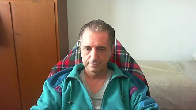 lliuk70mi online show from April 30, 12:34 pm