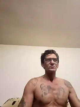 Snapshot of Zgodanilep chatting on December 10, 5:11 pm Zgodanilep online show from December 10, 5:11 pm