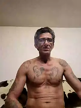 Snapshot of Zgodanilep chatting on December 12, 5:10 am Zgodanilep online show from December 12, 5:10 am