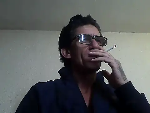 Snapshot of Zgodanilep chatting on December 31, 6:13 pm Zgodanilep online show from December 31, 6:13 pm