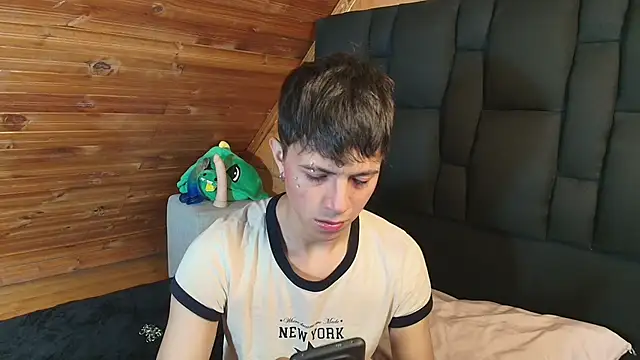 Justyn Ross online show from October 23, 5:55 am