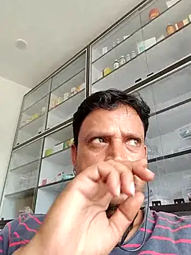 Raj1043 online show from June 6, 7:36 am