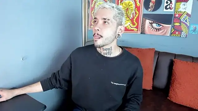 MurdockH online show from March 13, 6:43 am