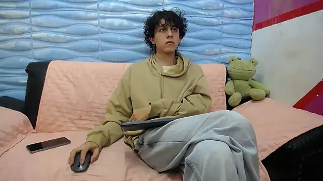 Felipe Browns online show from January 21, 1:07 pm
