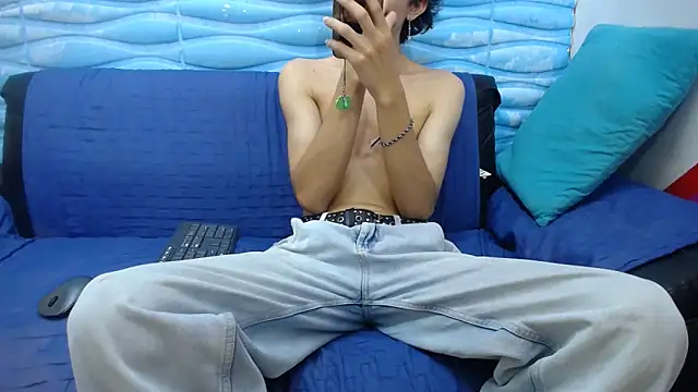 Felipe Browns online show from March 3, 1:37 pm