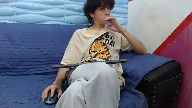 Felipe Browns online show from January 18, 1:18 pm