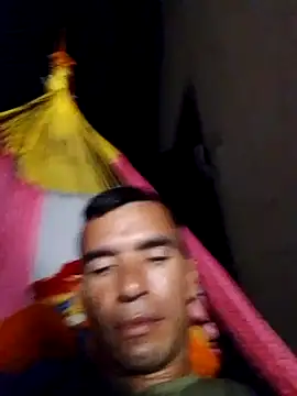 dracoarturo22 online show from February 27, 1:02 am