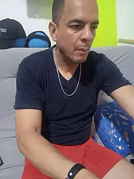 Snapshot of latinmartin73 chatting on October 25, 5:25 pm latinmartin73 online show from October 25, 5:25 pm