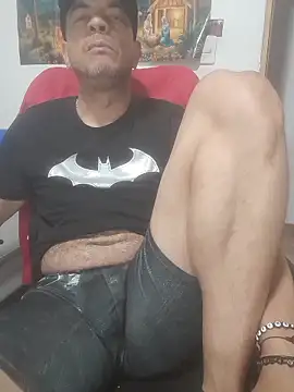 latinmartin73 online show from January 13, 11:20 pm