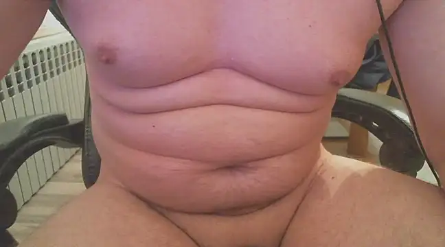 Snapshot of HornyBigCummer chatting on March 2, 9:52 pm HornyBigCummer online show from March 2, 9:52 pm