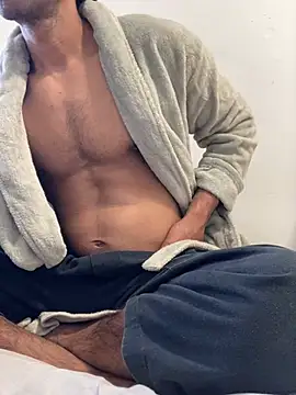 Lucascacaca online show from May 11, 6:38 pm