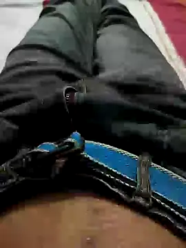 Snapshot of MDALAMIN007 chatting on January 15, 2:24 pm MDALAMIN007 online show from January 15, 2:24 pm