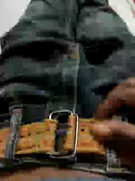 Snapshot of MDALAMIN007 chatting on December 20, 11:43 am MDALAMIN007 online show from December 20, 11:43 am