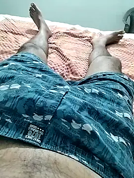 luckylads0037 online show from March 31, 7:15 pm