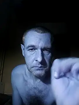 Snapshot of Andrzej-M chatting on September 24, 12:43 am Andrzej-M online show from September 24, 12:43 am