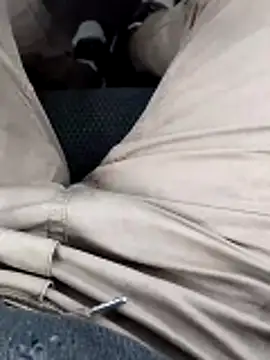 catopper0001 online show from October 29, 12:08 pm