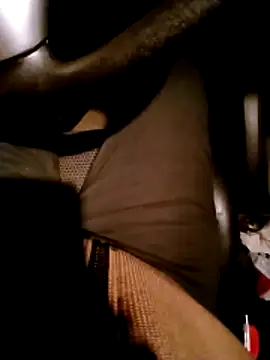 catopper0001 online show from November 1, 10:03 pm