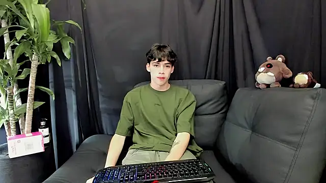 seth ryder  online show from February 15, 6:33 am