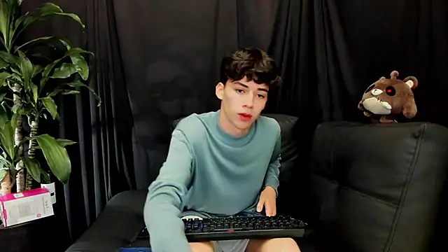 seth ryder  online show from February 12, 3:07 am