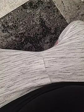 Warumnicht1980 online show from April 30, 10:00 am