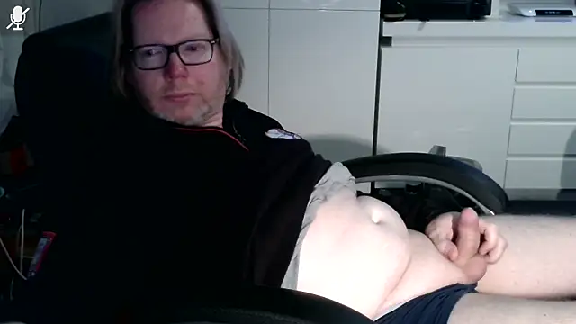 VSteph online show from November 19, 10:53 pm