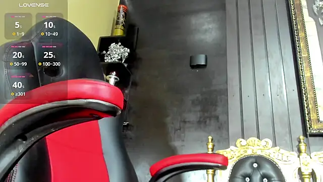 Snapshot of Erik_Osorio chatting on December 4, 4:16 pm Erik Osorio online show from December 4, 4:16 pm