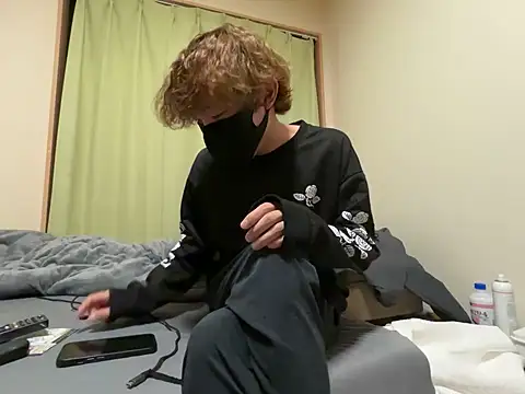 UKI06 online show from December 22, 3:20 pm