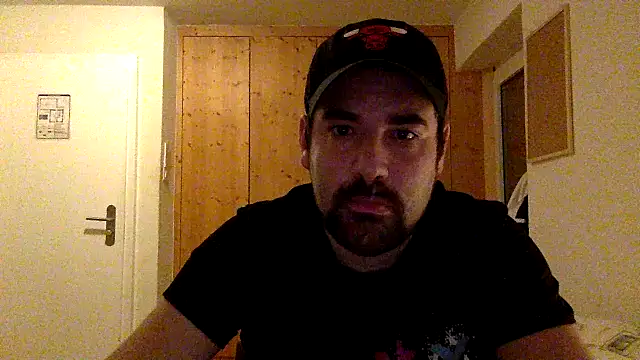 benjul63 online show from February 3, 1:41 am