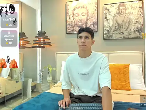 Snapshot of kieran_derek chatting on October 28, 4:37 am kieran derek online show from October 28, 4:37 am