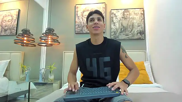 kieran derek online show from November 25, 12:34 am