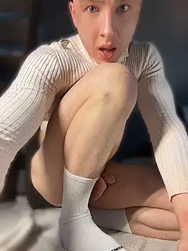 Hungry  Puppy online show from April 7, 2:39 pm