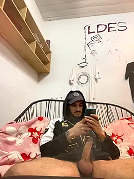 Snapshot of Tomito14 chatting on September 22, 12:59 pm Tomito14 online show from September 22, 12:59 pm