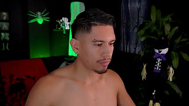 Aaronfox x online show from October 21, 1:36 pm